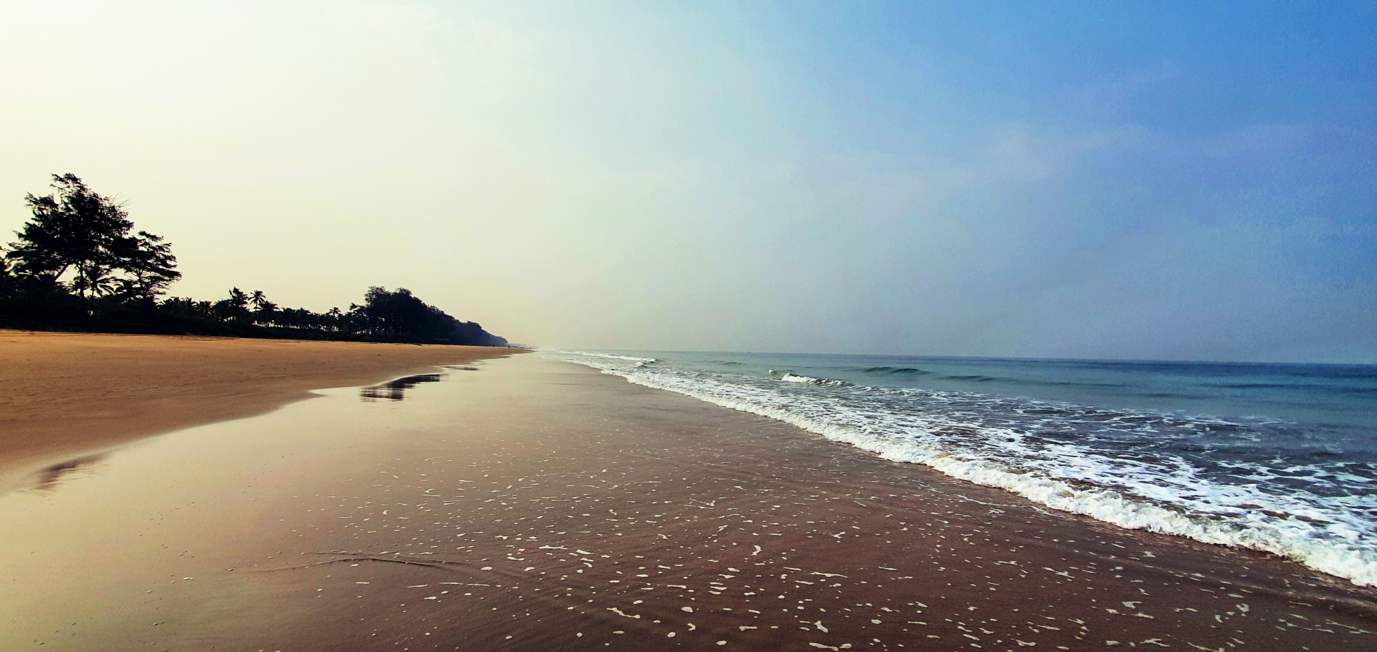 Evening at a beach near Villa Splendore Goa